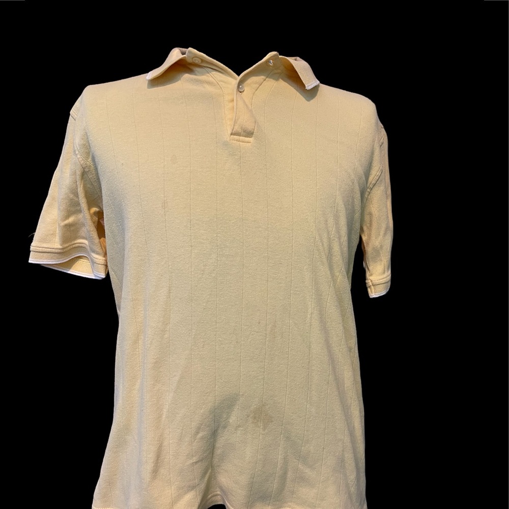 COVINGTON YELLOW KNIT SHIRT, SIZE MEDIUM
